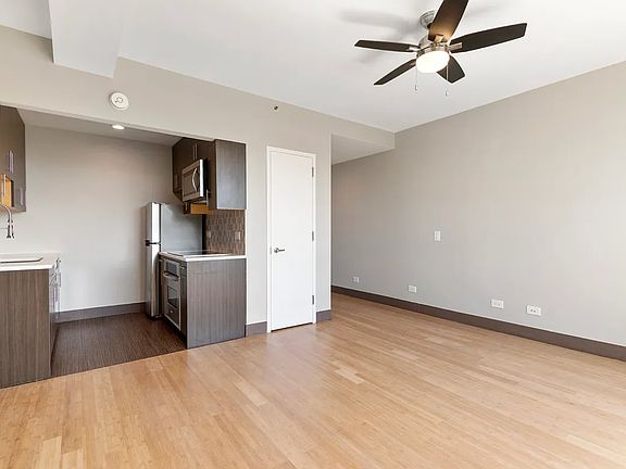 5th image of 5-43 48th Ave #5E