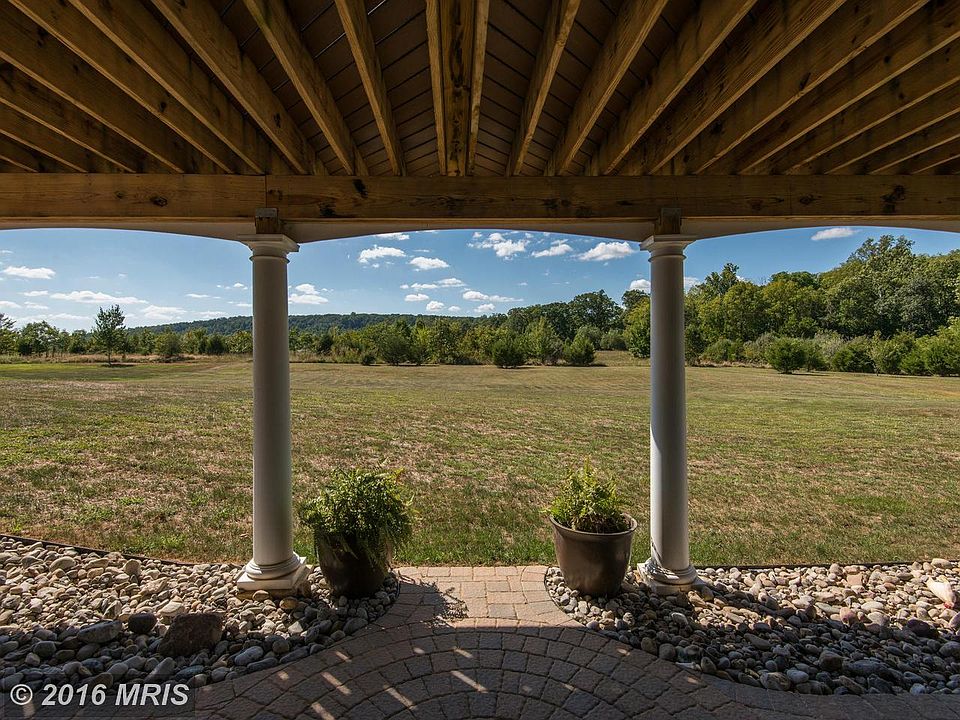2nd image of 19821 Somercote Ln