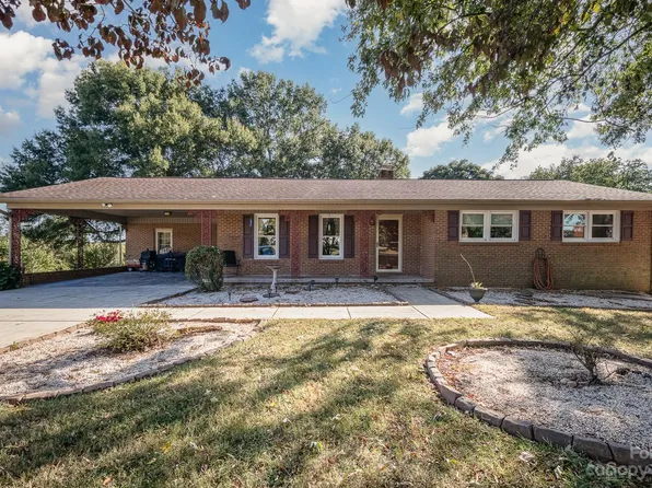 910 Woodland Dr, Shelby, NC 28150