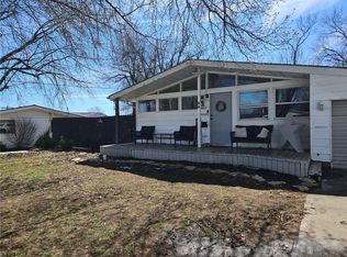 94 11th St, Chillicothe, MO 64601