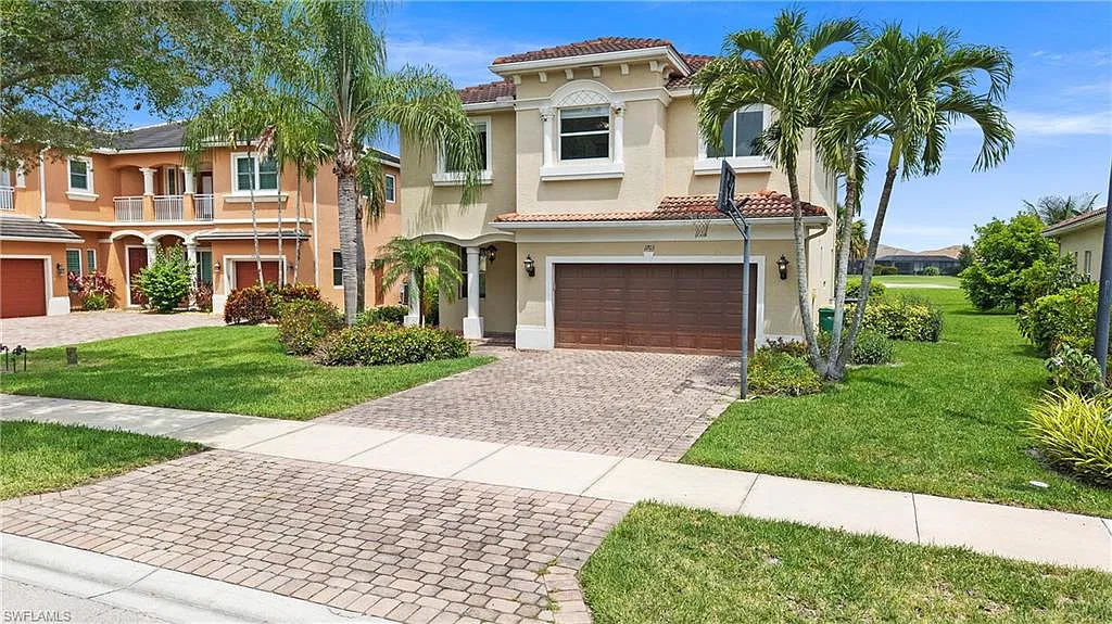5 bed, 4.5 bath, 3097 sqft, $3,700 — Photo 3