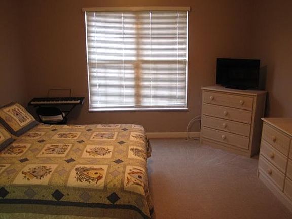5th image of 1099 Brentwood Way #B