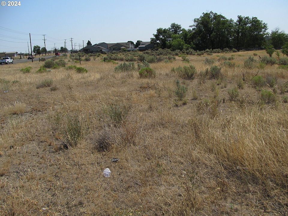 2nd image of 500 W Punkin Center Rd