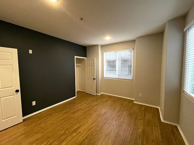 2820 Sawtelle Blvd — Photo 80