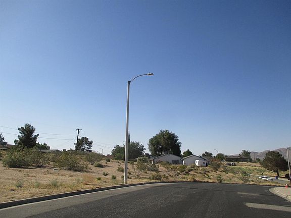 5th image of Coronado Dr