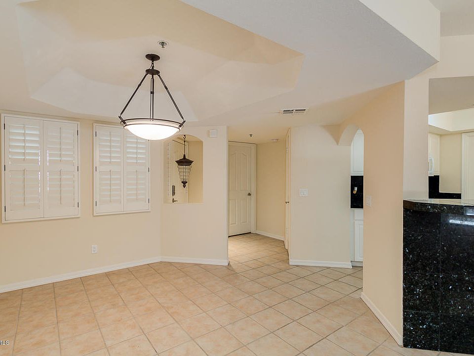 1st image of 5104 N 32nd St Unit 112