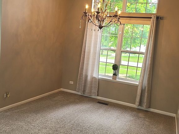 4th image of 1360 Branden Ct