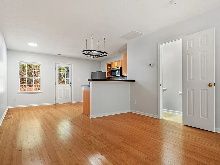 3406 Tarleton W — Photo 4