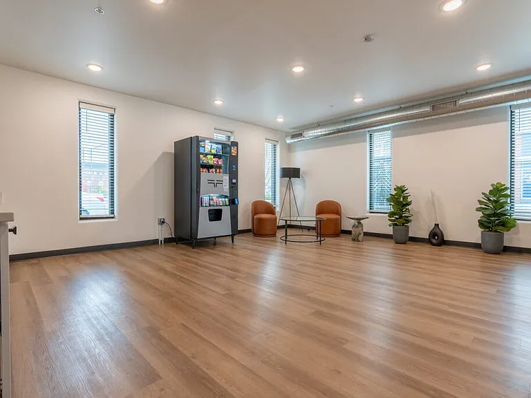 110 N Delaware Ave #202 — Photo 16