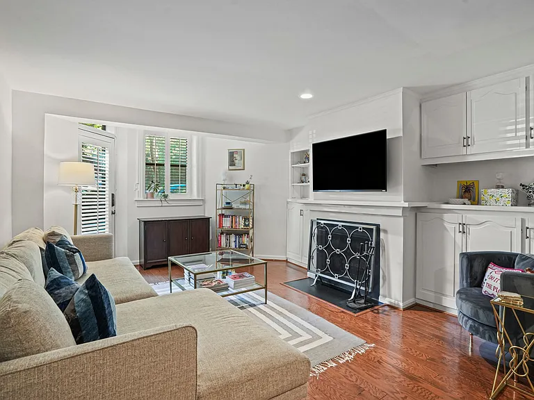 2101 N St NW #T3 — Photo 4