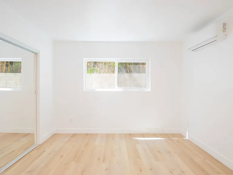 748 N Hudson LLC — Photo 14