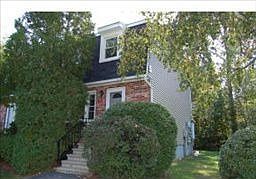 1st image of 5 Oakwood Ln APT 1