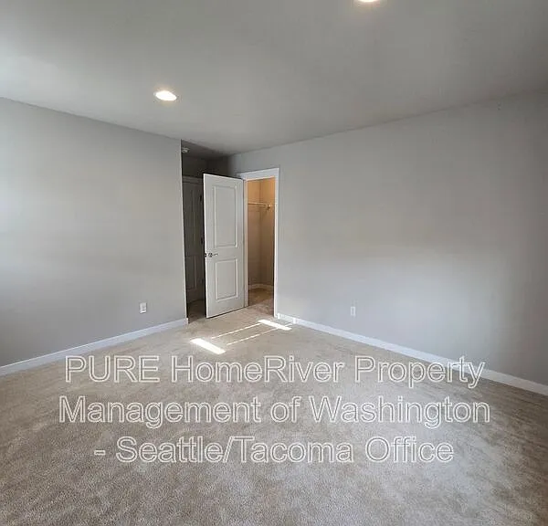 11618 SE 197th Pl — Photo 60