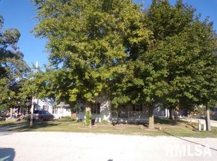 208 Washington Ave, Osco, IL 61274
