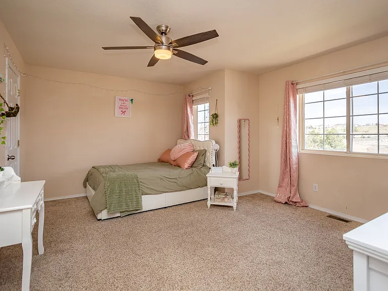 5712 Stable Ct — Photo 31