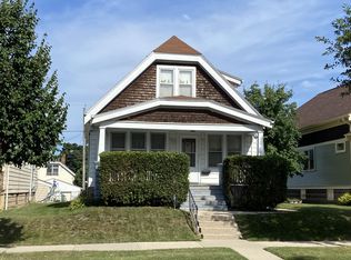 3206 S 10th St, Milwaukee, WI 53215