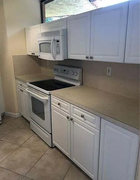 8273 Severn Dr #D — Photo 7