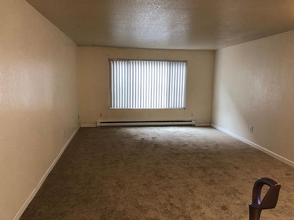 2nd image of 4254 7th Ave NE APT 204