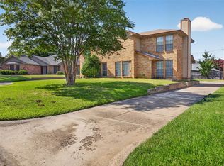 5719 Red Cactus Ct, Arlington, TX 76017