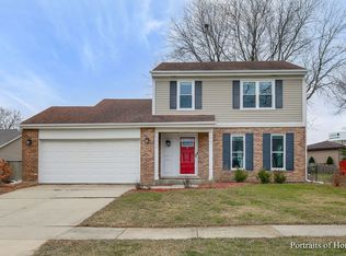 1719 Monmouth Pl, Downers Grove, IL 60516