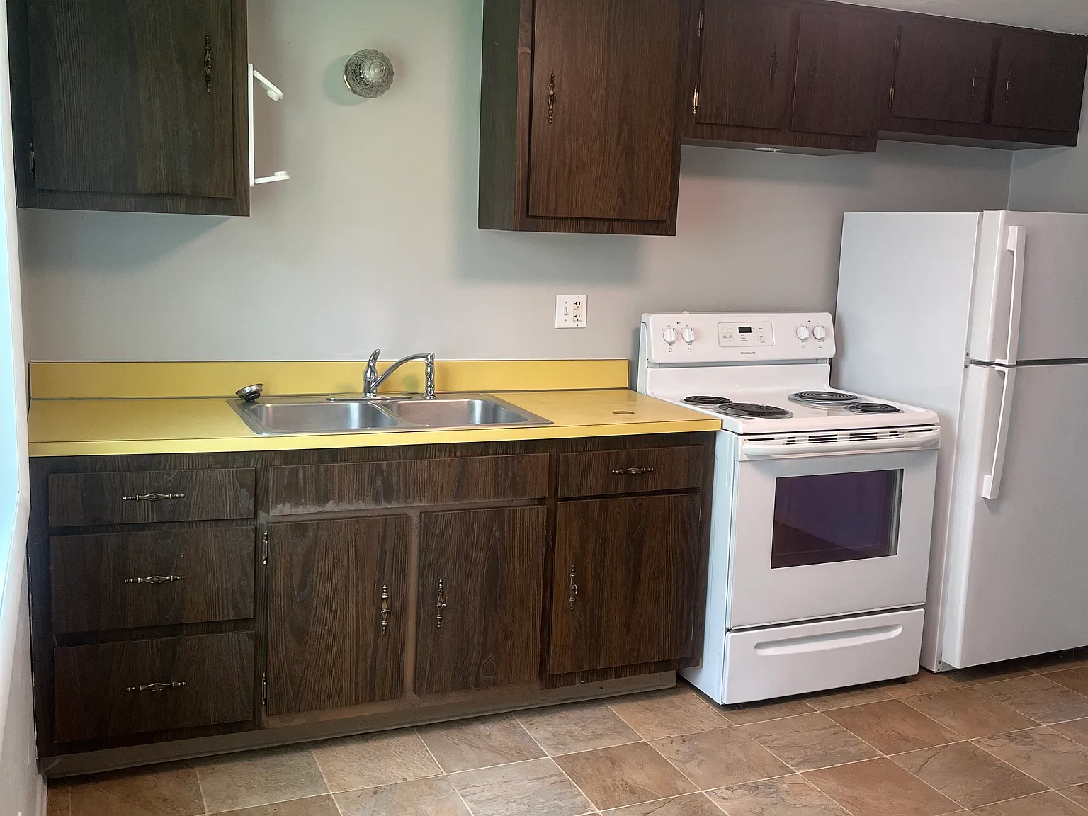 1 bed, 800 sqft, $900 — Photo 2
