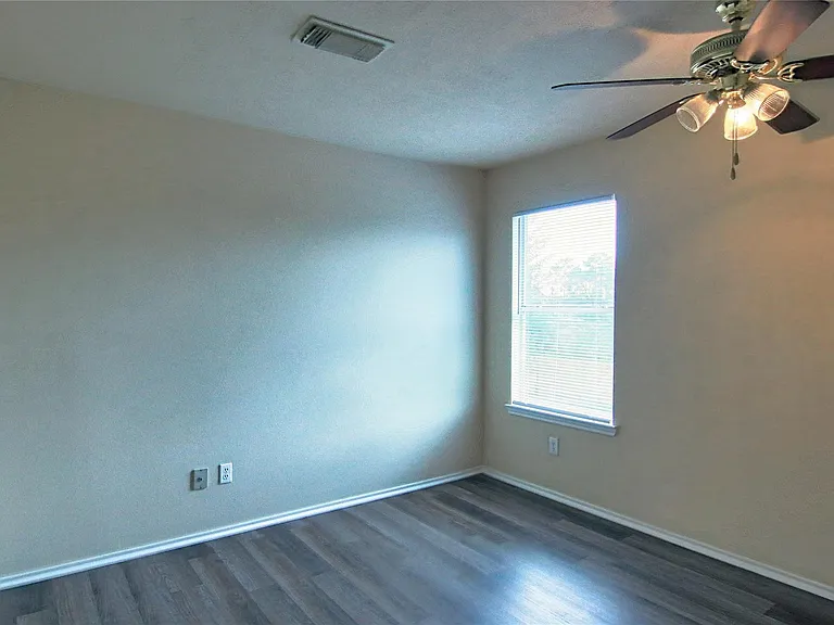 7419 Kennemer Dr — Photo 17