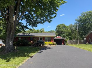 2433 Armstrong Ln, Mount Washington, KY 40047