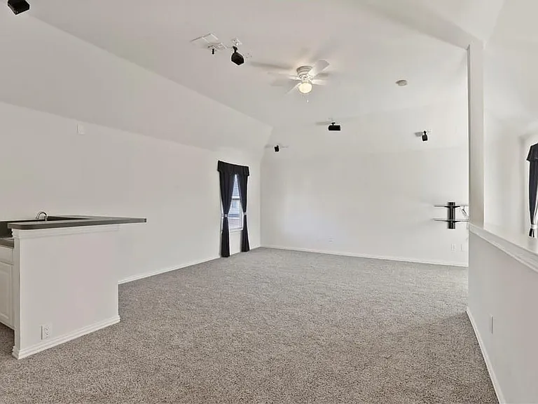 1313 Bradbury Dr — Photo 28
