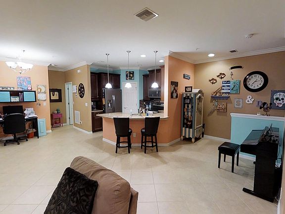 3rd image of 8560 Evernia Ct #202