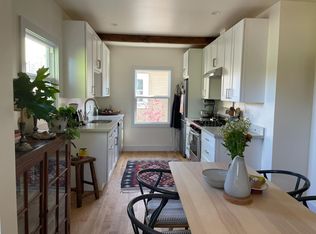 375 44th St, Oakland, CA 94609