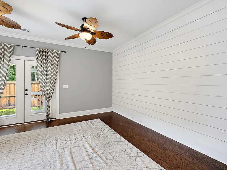 3001 Emma Ln — Photo 3