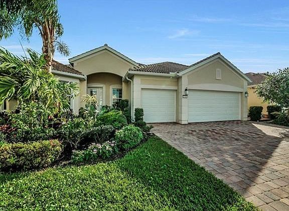 2nd image of 15005 Cuberra Ln