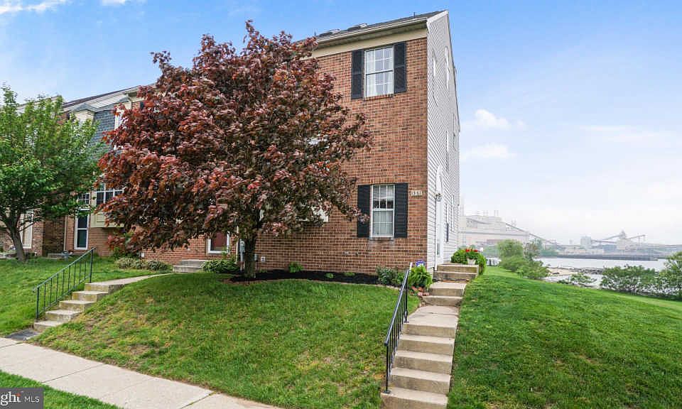 1st image of 1361 Riverwood Way