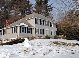 102 A Nashua Rd, Pepperell, MA 01463