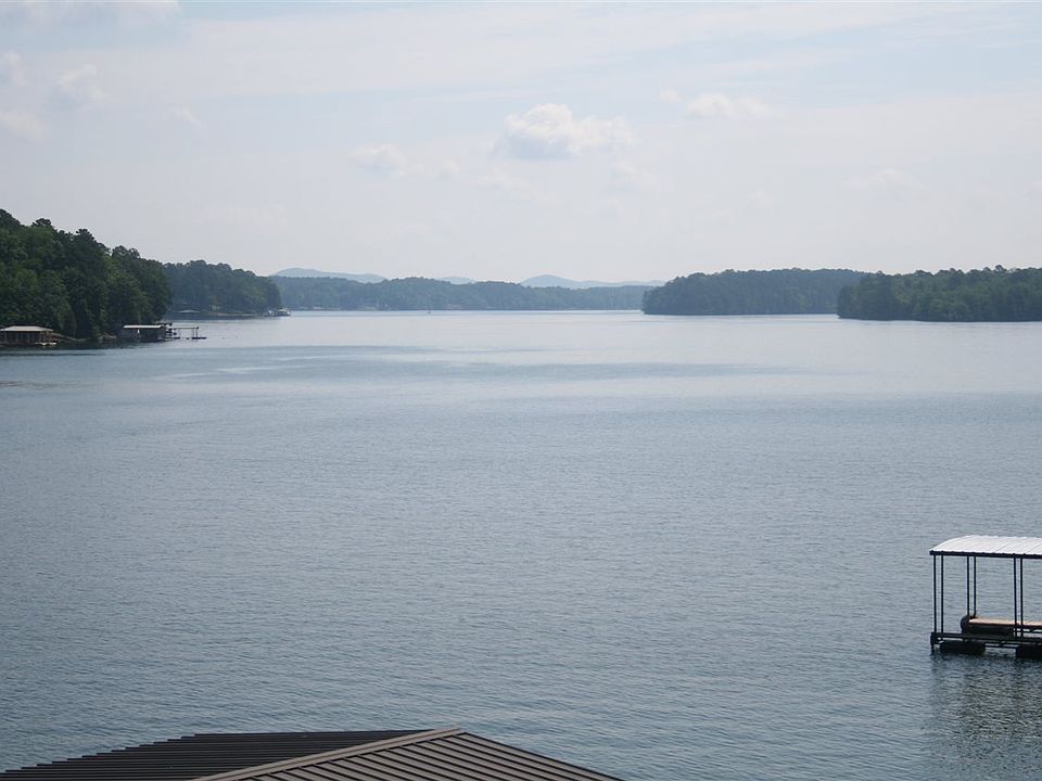 1st image of 225 Lookout Point #E4