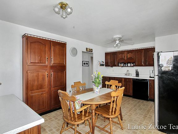 4th image of 5831 Larkspur Ln