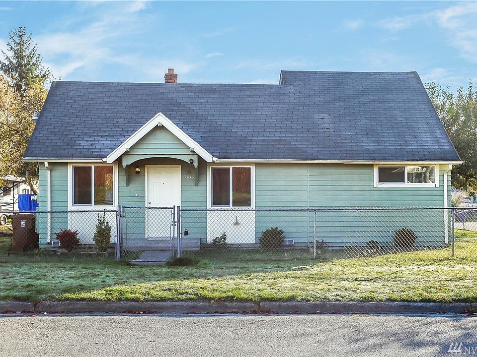 1st image of 7849 S Cushman Ave
