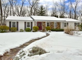 96 County Rd, Somers, CT 06071