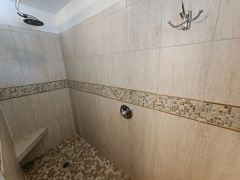 110 Surf St — Photo 24