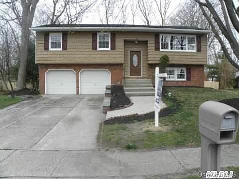 1st image of 12 E Kennedy Drive