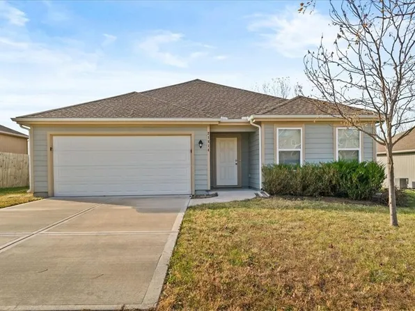 21814 Franklin St, Spring Hill, KS 66083