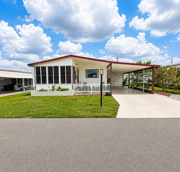 3404 Rainbow Ln — Photo 1