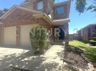 2264 Stonebrook Ln, Mesquite, TX 75181