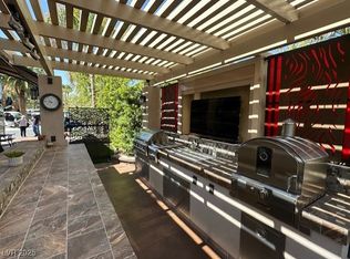 8175 Arville St #9, Las Vegas, NV 89139