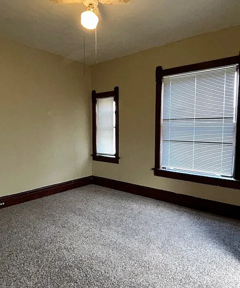 321 N Church St — Photo 11