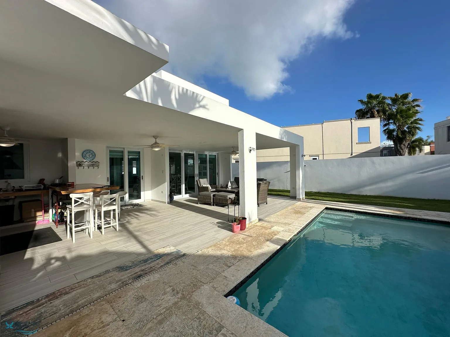 5 bed, 5.0 bath, 3000 sqft, $4,100 — Photo 4