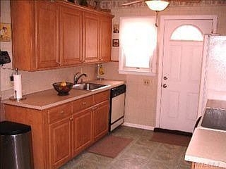 3rd image of 78 Ace Ct