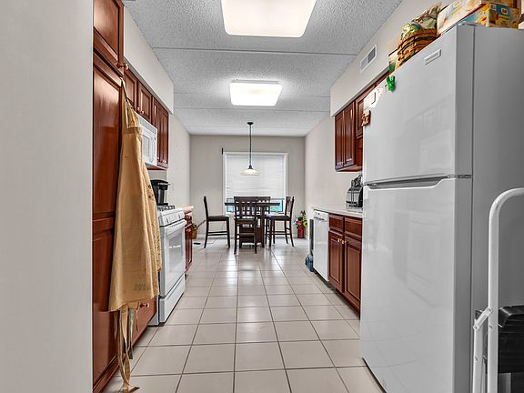 2nd image of 11 S Wille St #501