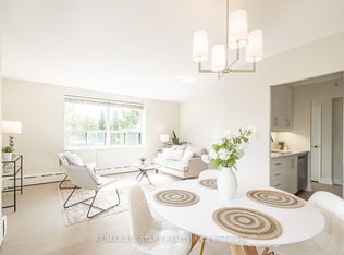 78 Warren Rd #501, Toronto, ON M4V2R6