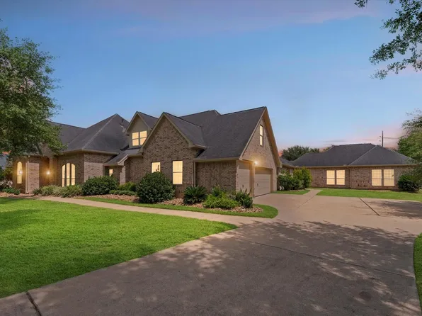 9019 Lady Laura Ln, Richmond, TX 77469